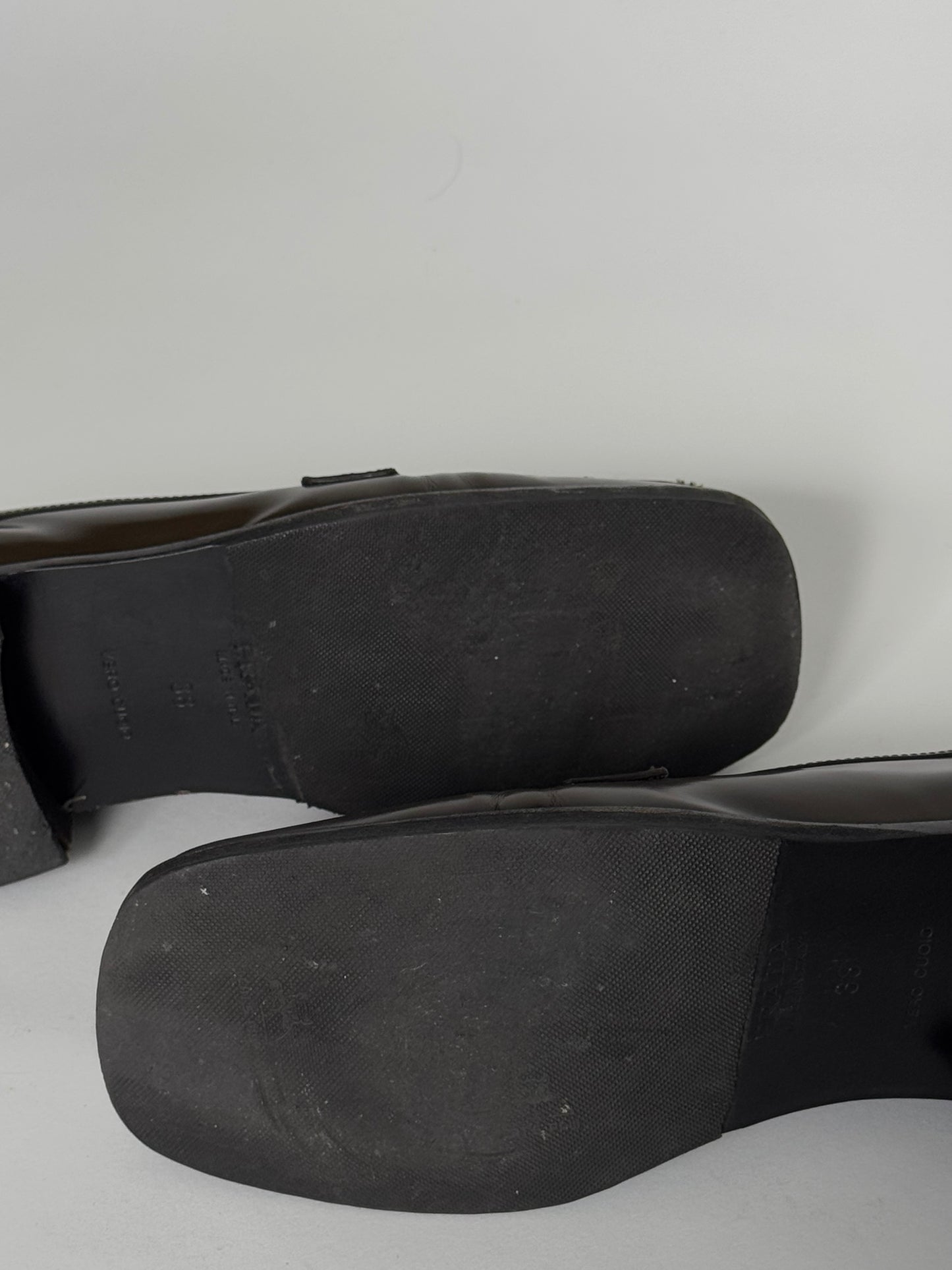 SS1999 Prada Olive Green Loafers (IT38 / US8)