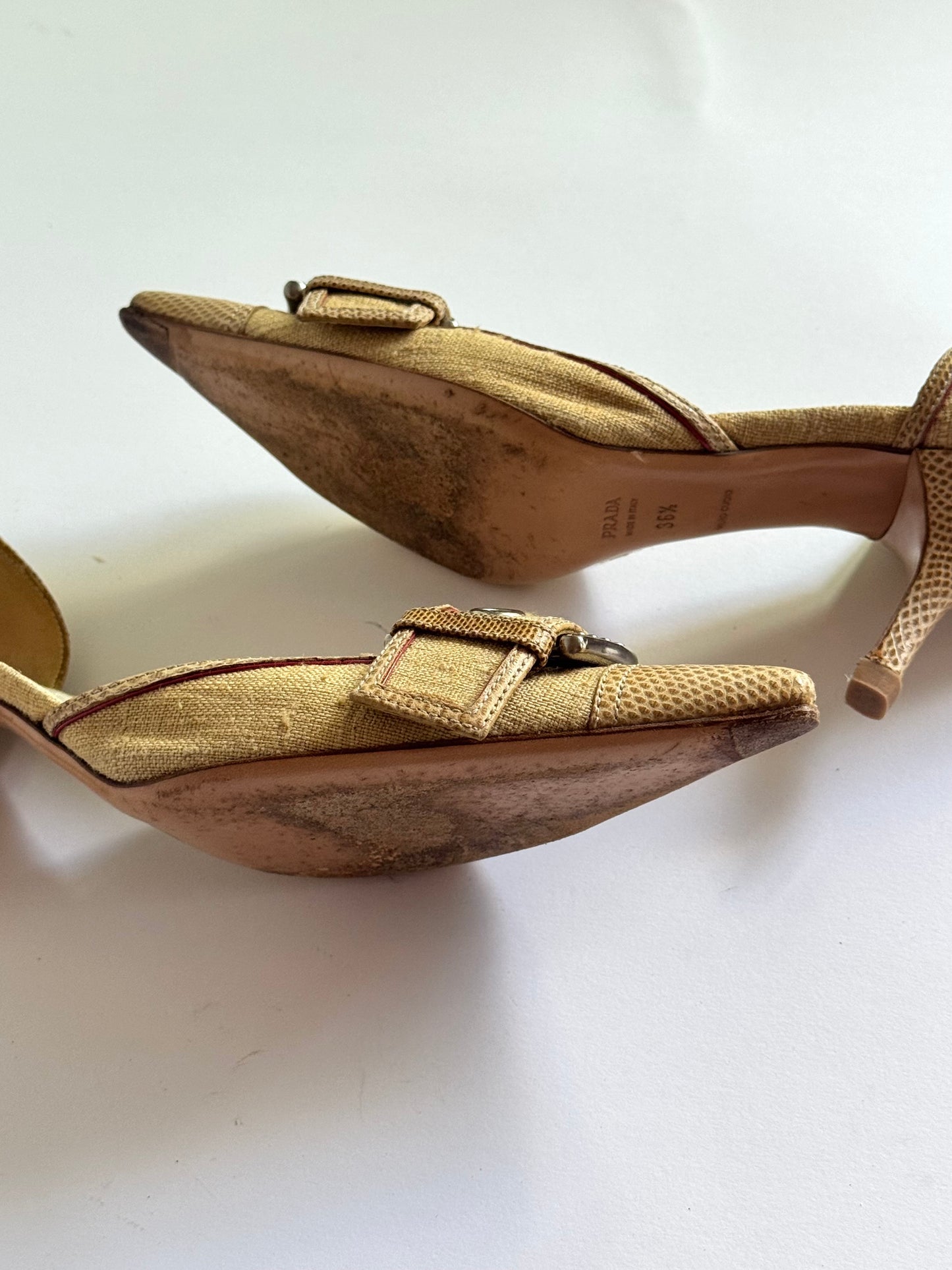 Prada Canvas Beige Buckle D'Orsay Pumps(IT36.5 / US7-7.5)