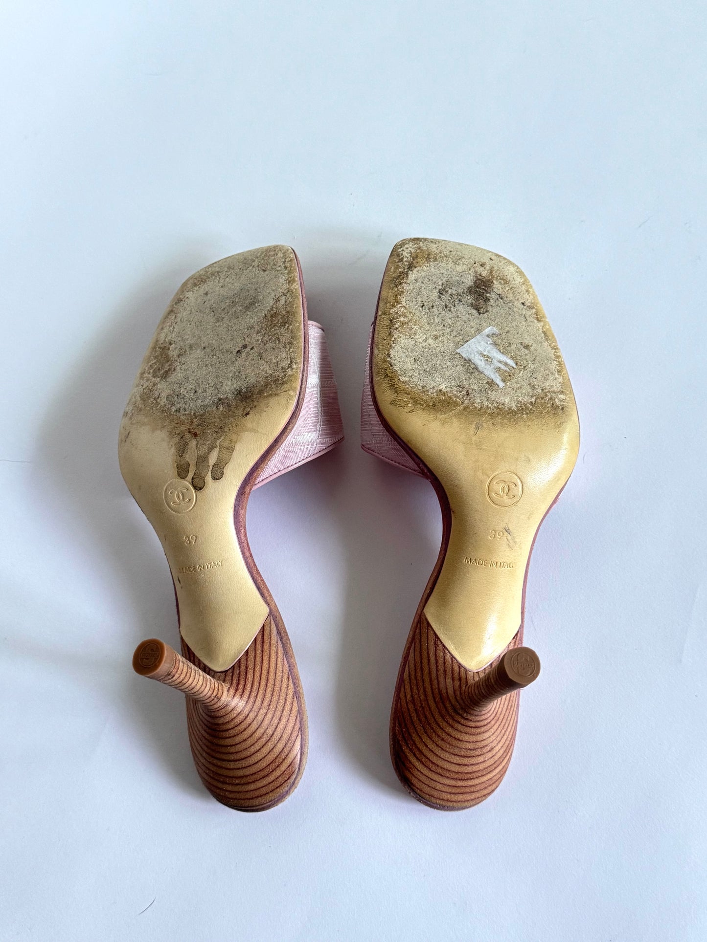 CHANEL Canvas Pink Slides (IT39 / US8-8.5)