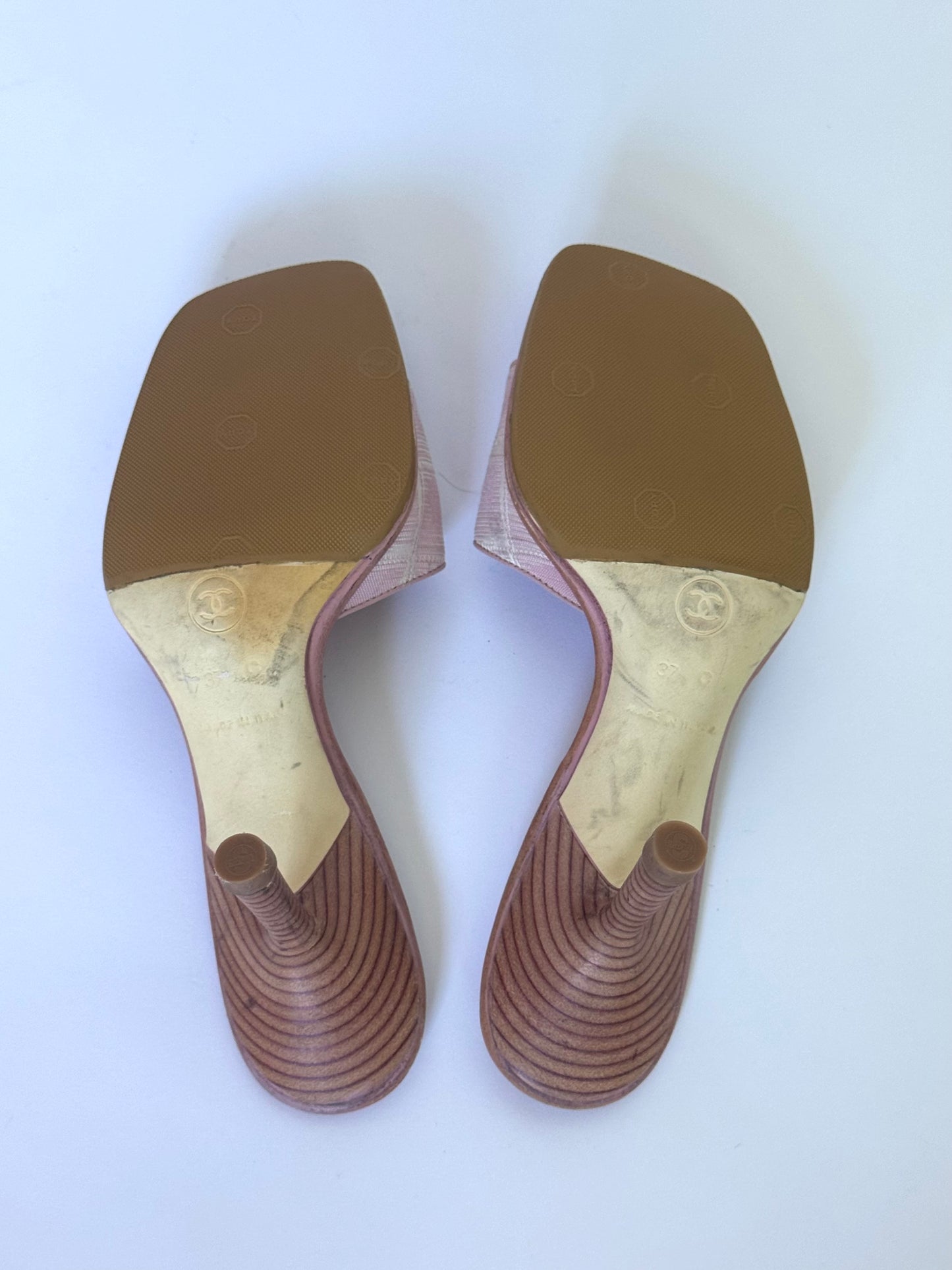 CHANEL Canvas Pink Slides (IT37 / US6-6.5)