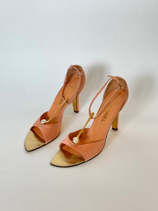 CHANEL Satin Peach Pearl Heel (IT39 / US8.5)