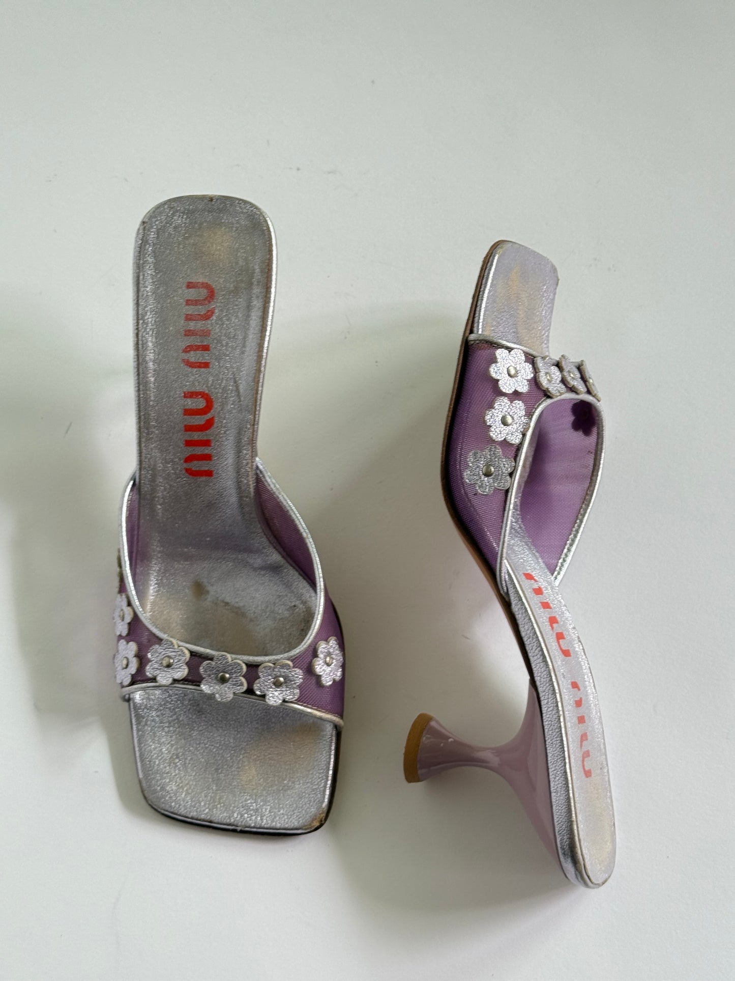 FW1999 Miu Miu Metallic Purple Mesh Floral Sandals (IT37.5 / US7-7.5)