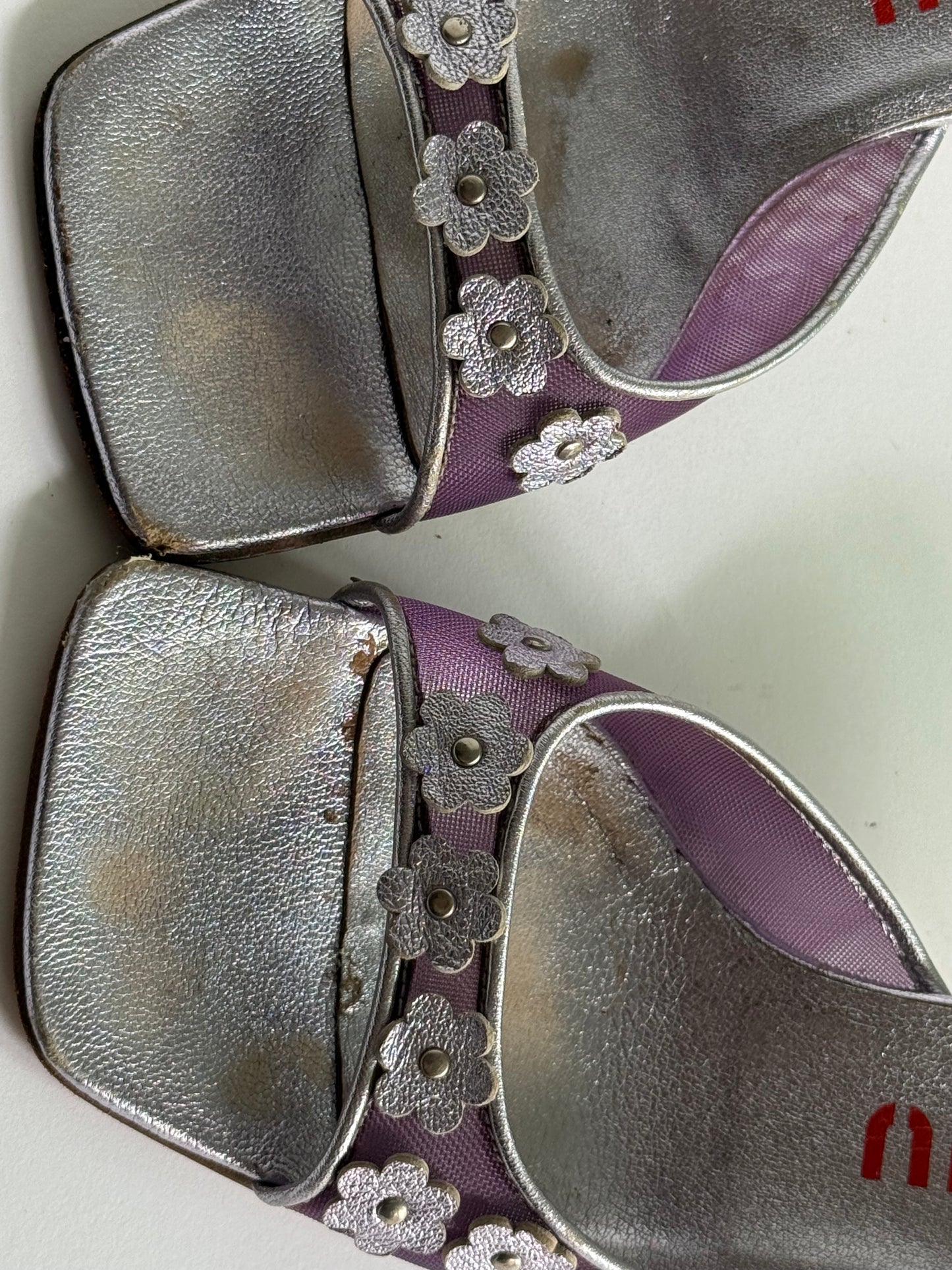 FW1999 Miu Miu Metallic Purple Mesh Floral Sandals (IT37.5 / US7-7.5)