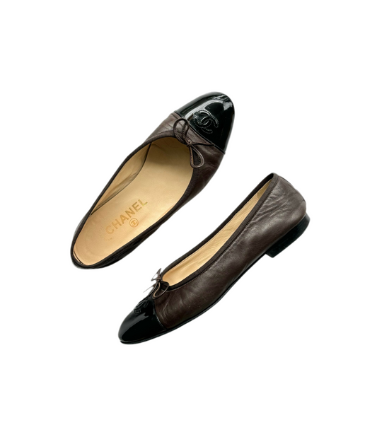 Vintage CHANEL Chocolate Ballet Flats (IT38 / US7.5-8)