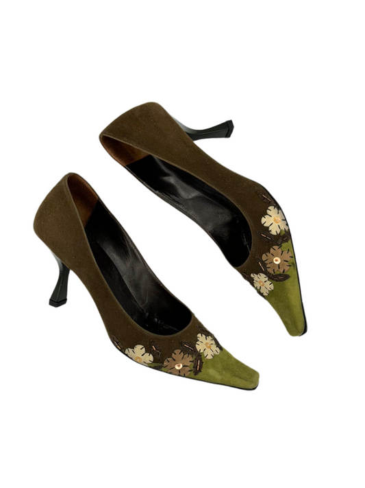 Vintage Moschino Cheap and Chic Suede Floral Pumps (IT37 / US7.5-8)