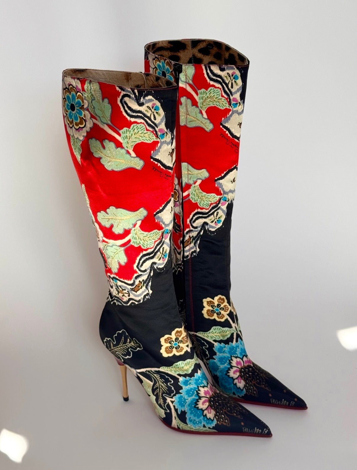 SS2003 Roberto Cavalli Chinoiserie Red Satin Boots (IT35 / US5-5.5)