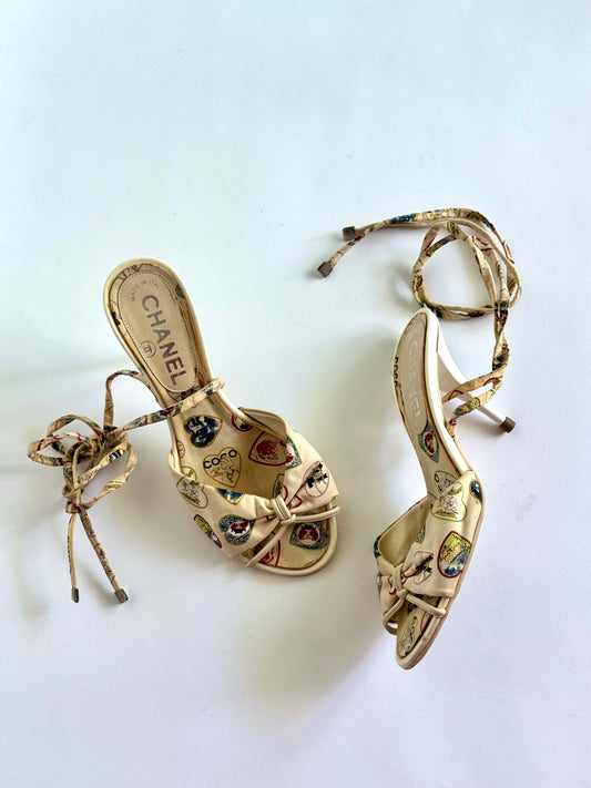 CHANEL Valentine Collection Wrap-Around Sandals (IT36 / US5-5.5)