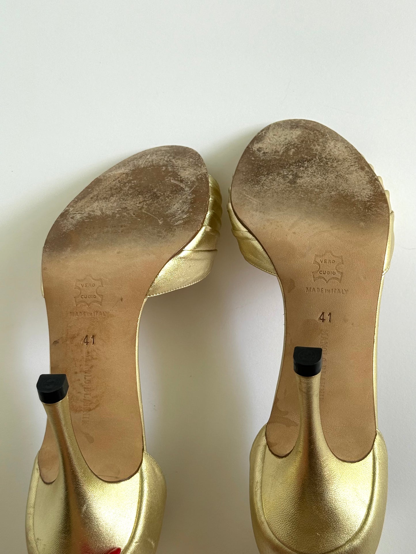 Manolo Blahnik Metallic D’Orsay Pumps (IT41 / US11.5-12)