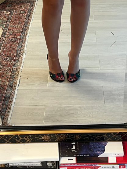 Manolo Blahnik Tweed Slides (IT36.5 / US6)